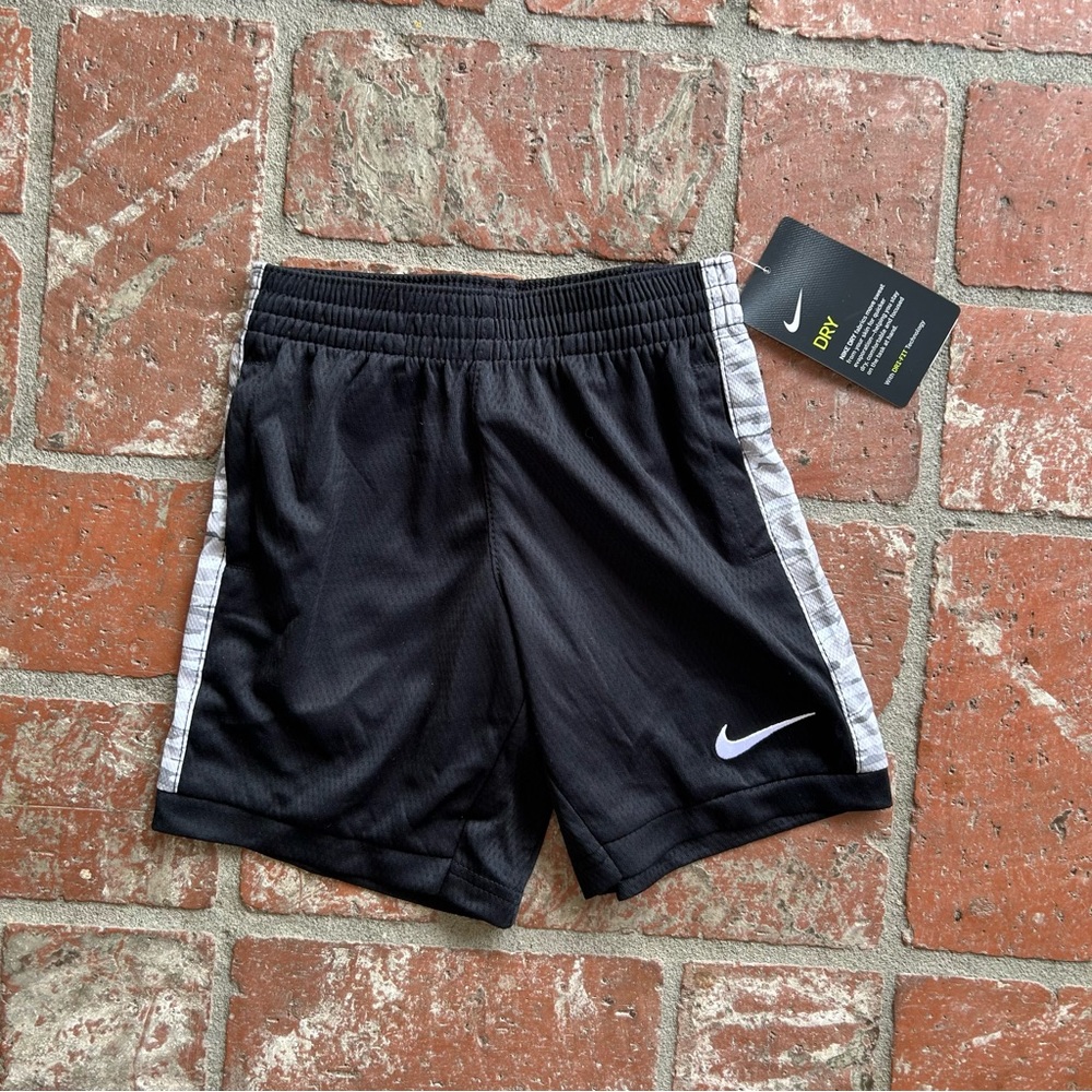 NWT Kids Nike Shorts Size 4
